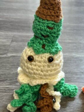 Crochet Jellyfish Mint Chocolate Ice Cream Plush – Handmade Amigurumi